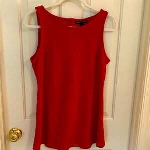 A Pea in the Pod Red Tank Top size M